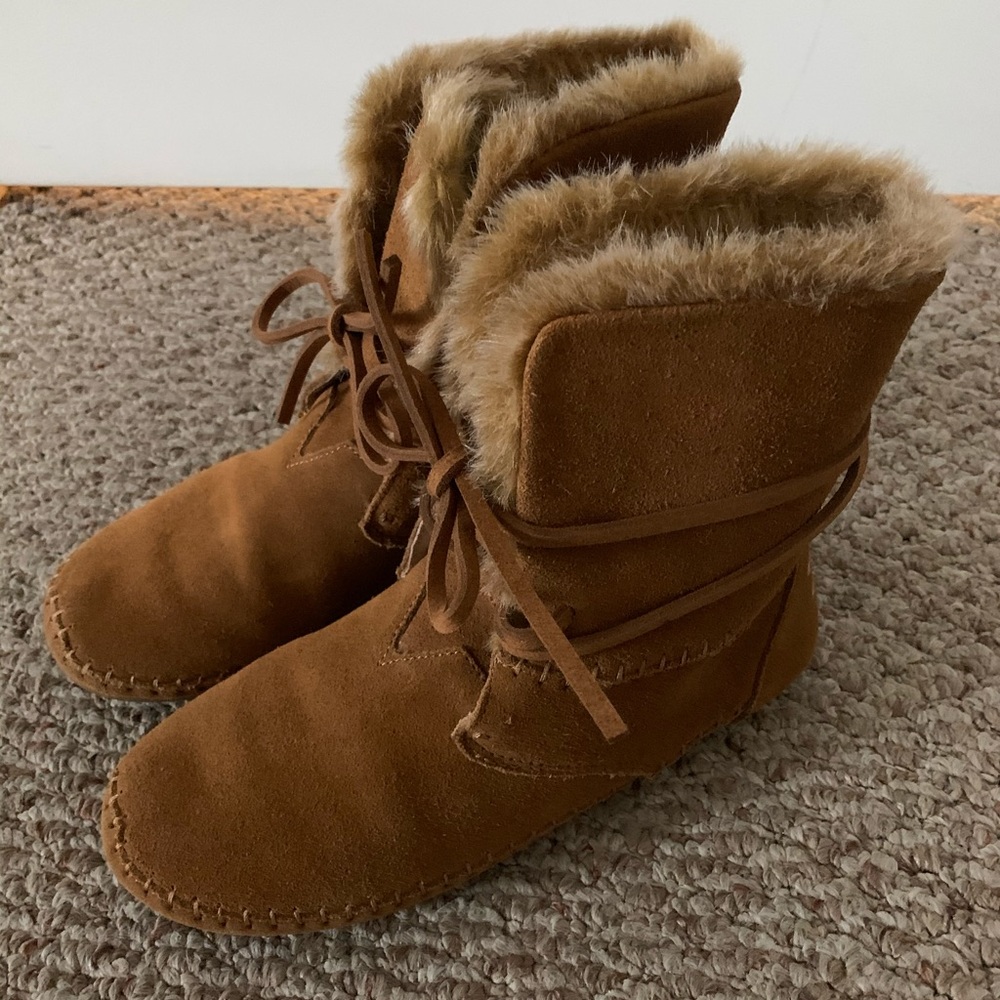 TOMS Zahara Boots in Chestnut Suede with Faux Hair